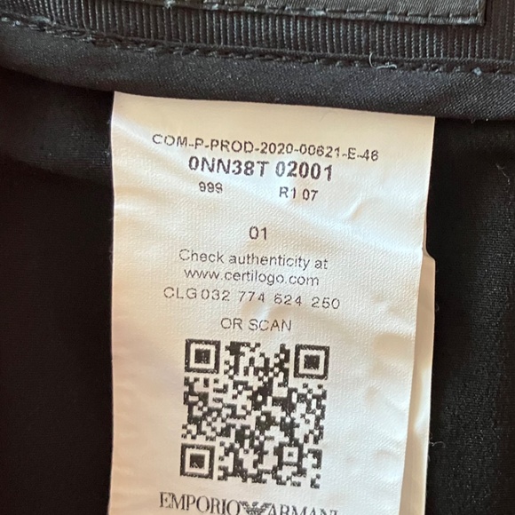 Armani wool pencil skirt size 6 / 8 - Picture 3 of 7